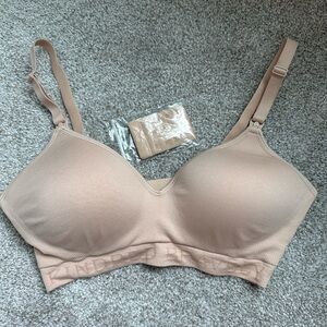 Kindred Bravely Pumping & Nursing Bra
